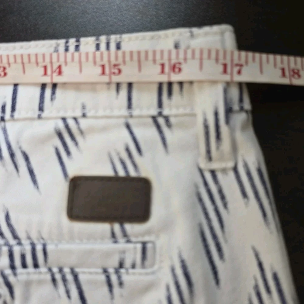 JACHS NY Men's White & Navy‎ Zigzag Chino Shorts Cotton Stretch Casual Preppy 32
